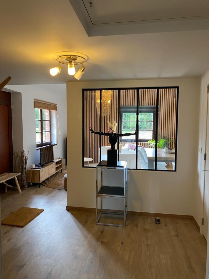 Le Logis Des Chenes, Superbe Bungalow Dans Quartier Residentiel Proche De Namur Wépion Buitenkant foto