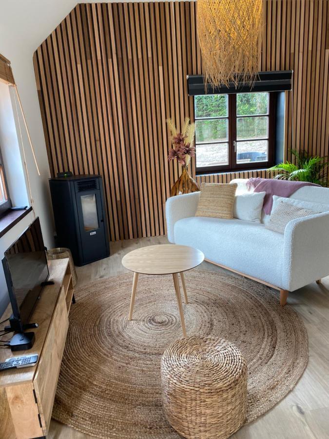 Le Logis Des Chenes, Superbe Bungalow Dans Quartier Residentiel Proche De Namur Wépion Buitenkant foto